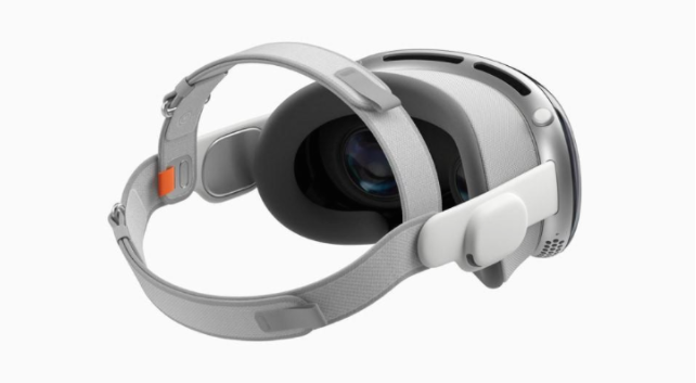Apple Vision Pro 将在2 月2 日全美上市！跟Meta Quest 3 有何不同？