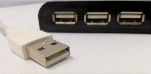 iPhone 的USB-C 充电孔未来会不会也分成Pro 版与非Pro 版呢？
