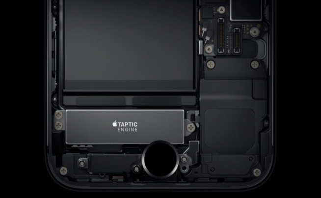 据传iPhone 15 Pro 将以可客制功能的「动作按钮」取代「静音键」